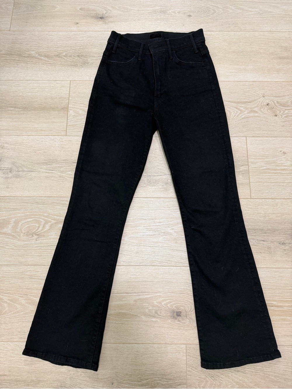 MOTHER Black Flare Jeans inseam 27.5